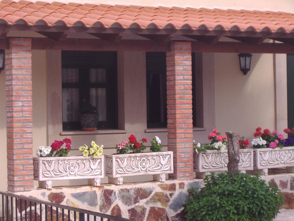 Palacio De Monfarracinos Бенавенте Екстериор снимка